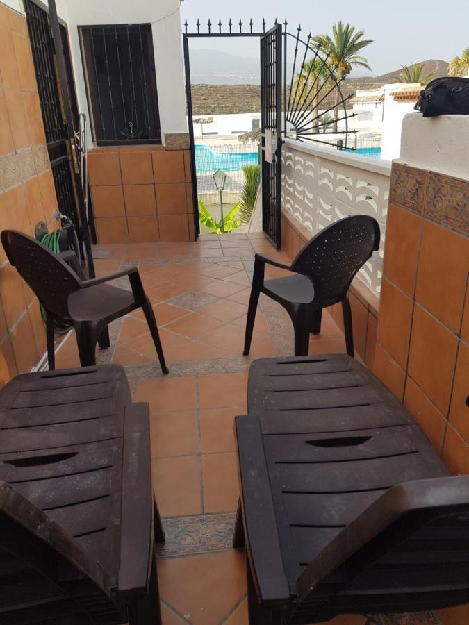 Apartamento Junto A La Piscina Арона Екстериор снимка